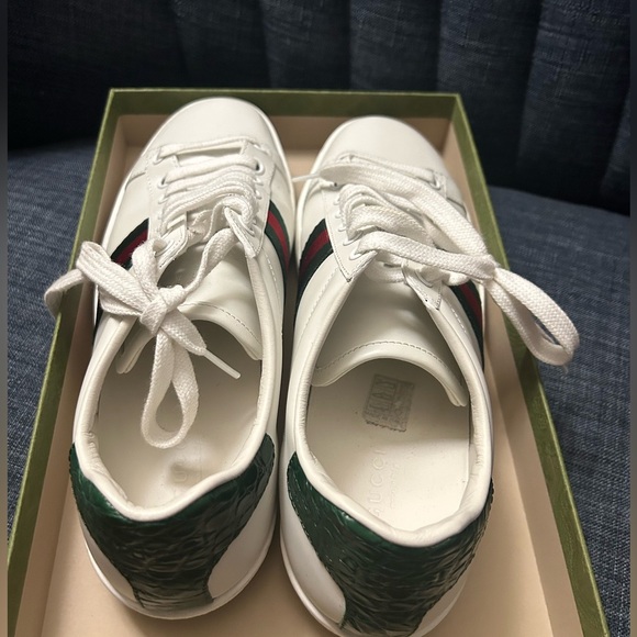 Gucci White Leather Sneakers - Picture 9 of 11